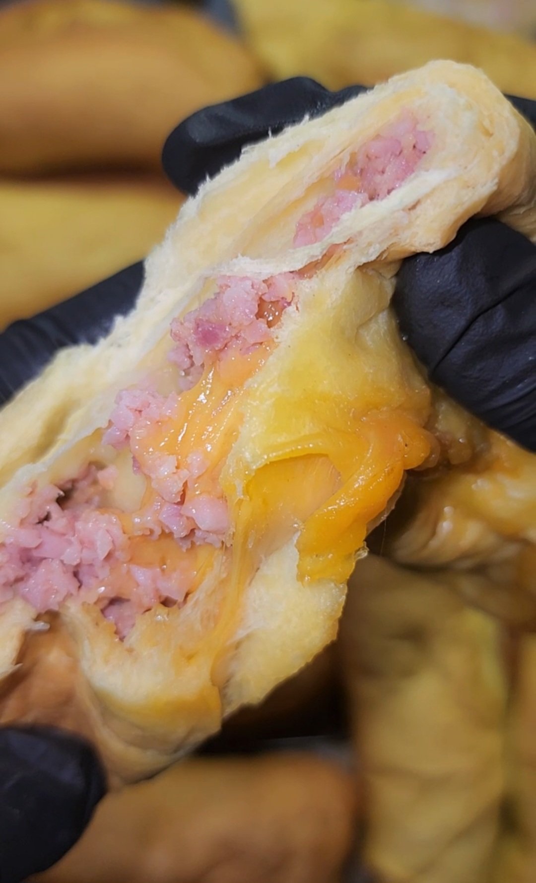 Pan Sobao with Ham and Cheese (6)