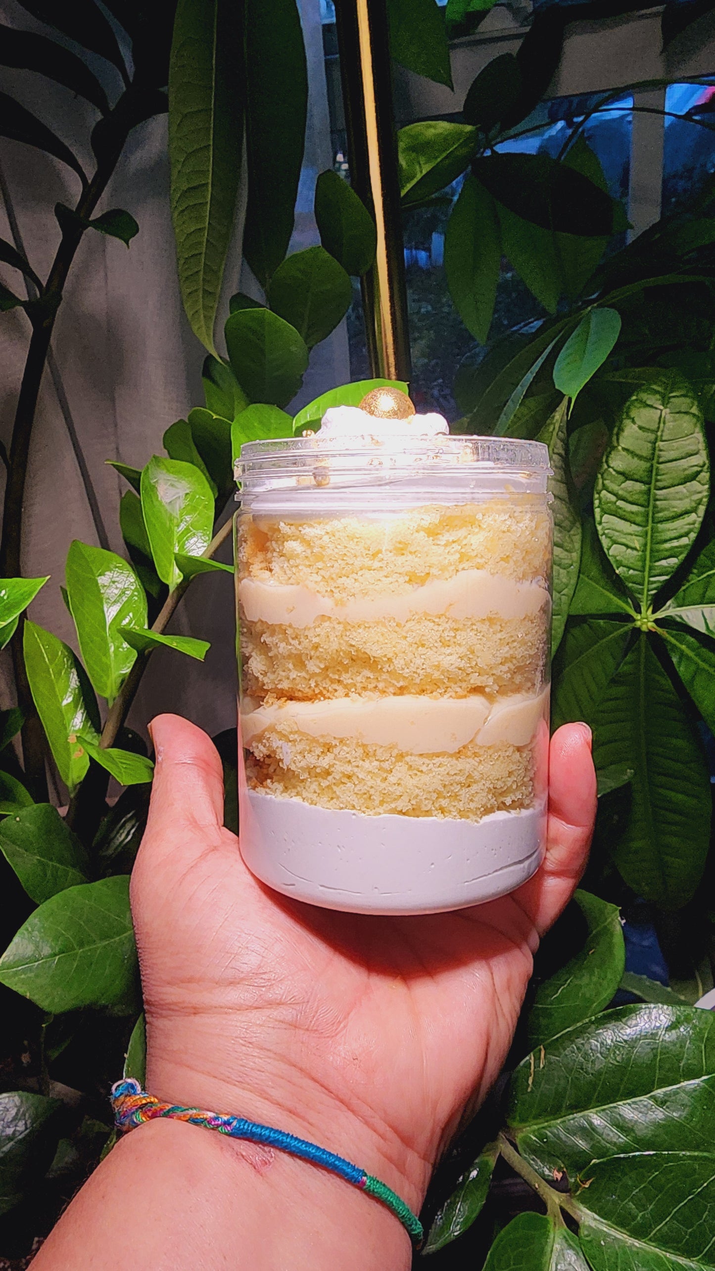 CAKE IN A JAR